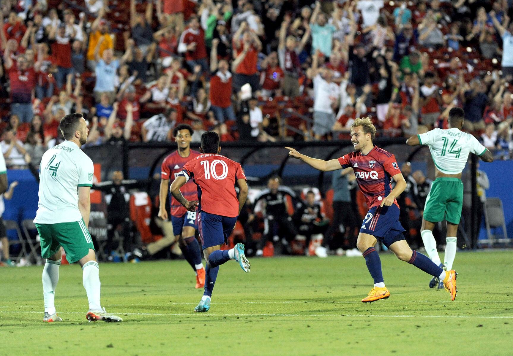 FC Dallas winning